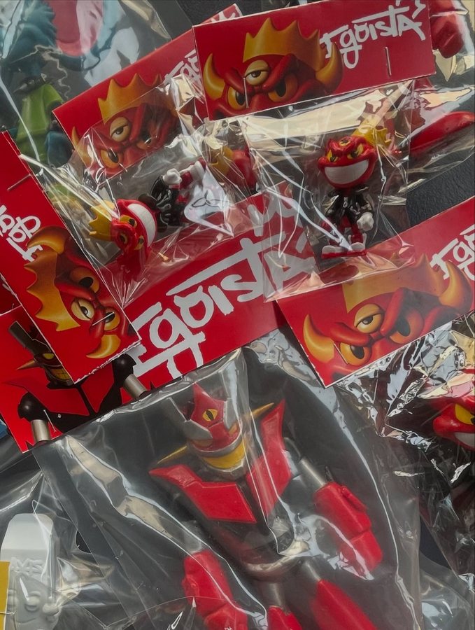Figuras empacadas en blíster de marca